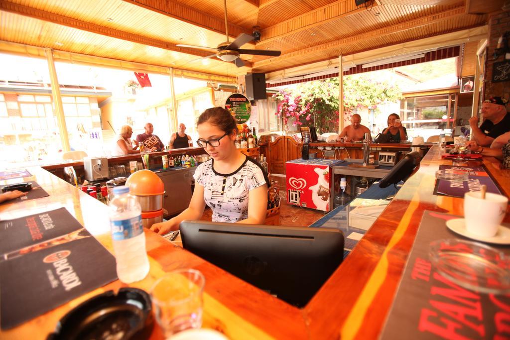 Turk Hotel Олудениз Екстериор снимка