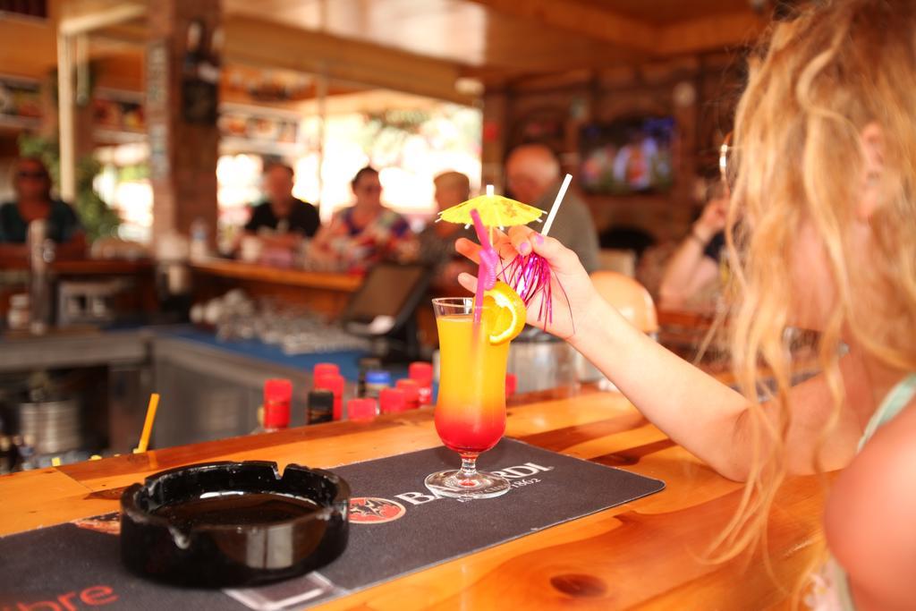 Turk Hotel Олудениз Екстериор снимка
