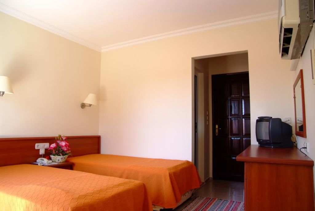 Turk Hotel Олудениз Екстериор снимка